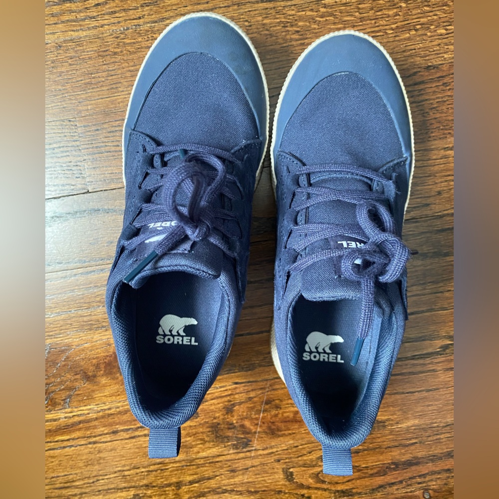 SOREL- Out N About Low Waterproof Sneakers Navy Women’s Size 8 natural rubber - Picture 14 of 16